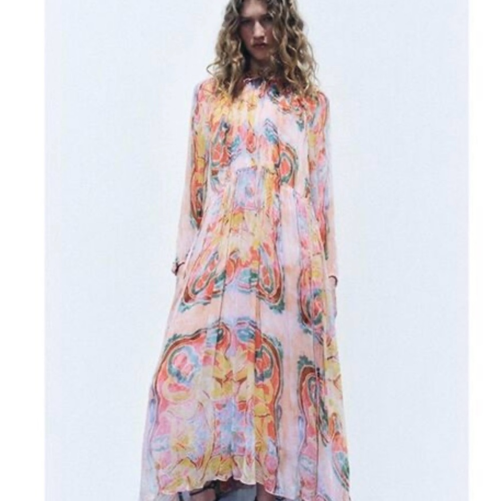 PRINTED MIDI DRESS ZW COLLECTION
MULTICOLORED. SIZE MEDIUM - Picture 6 of 7